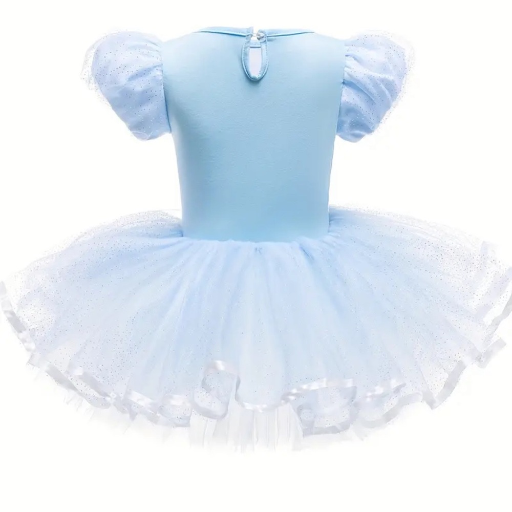 Ballerina dress for 4-6years old girl. Baby Blue color . Used but look new 90%